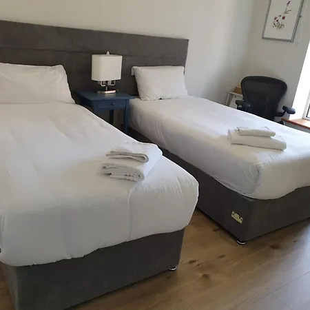 Luxury Custom Hall 아파트