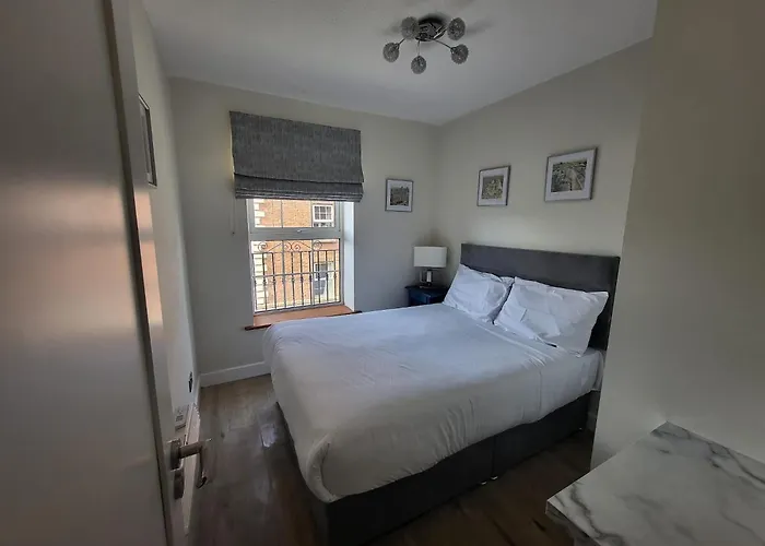 Luxury Custom Hall *