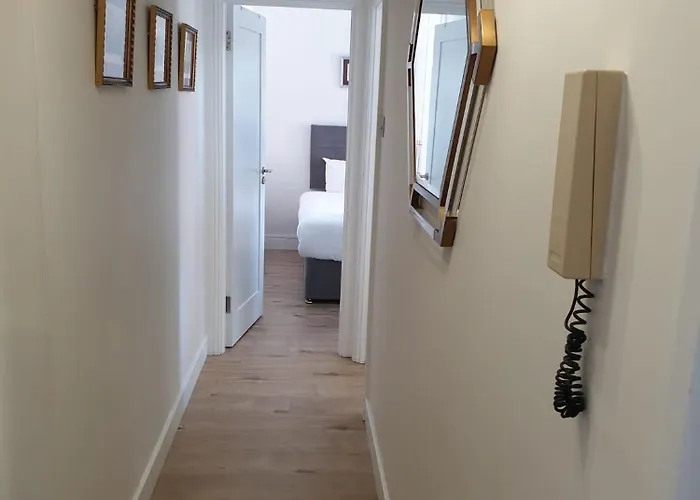 Luxury Custom Hall Appartement